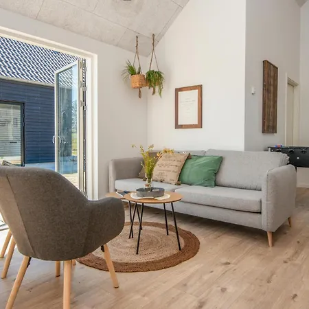 Vakantiehuis 4 Bedroom Beautiful In Romo